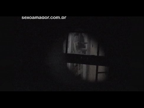 ❤️ Si Blondie ay lihim na nakunan ng video ng isang voyeur ng kapitbahayan na nakatago sa likod ng mga guwang na brick ☑ Anal video sa tl.eggporncomics.ru ❌️❤